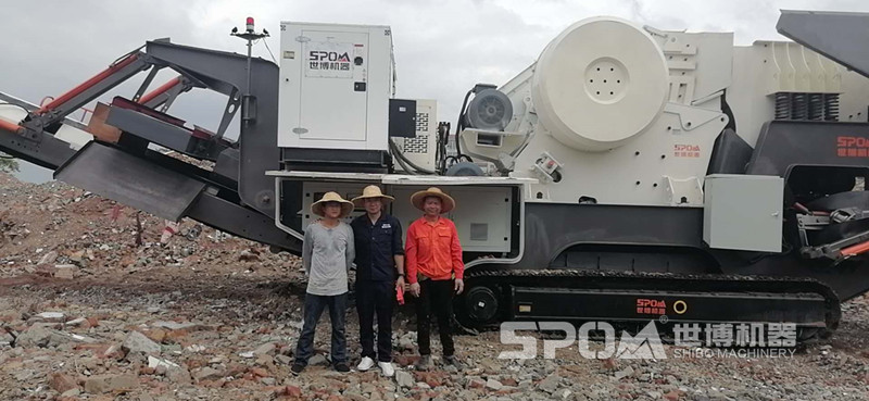 K8凯发一触即发大型混凝土破碎机客户现场，欢迎考察